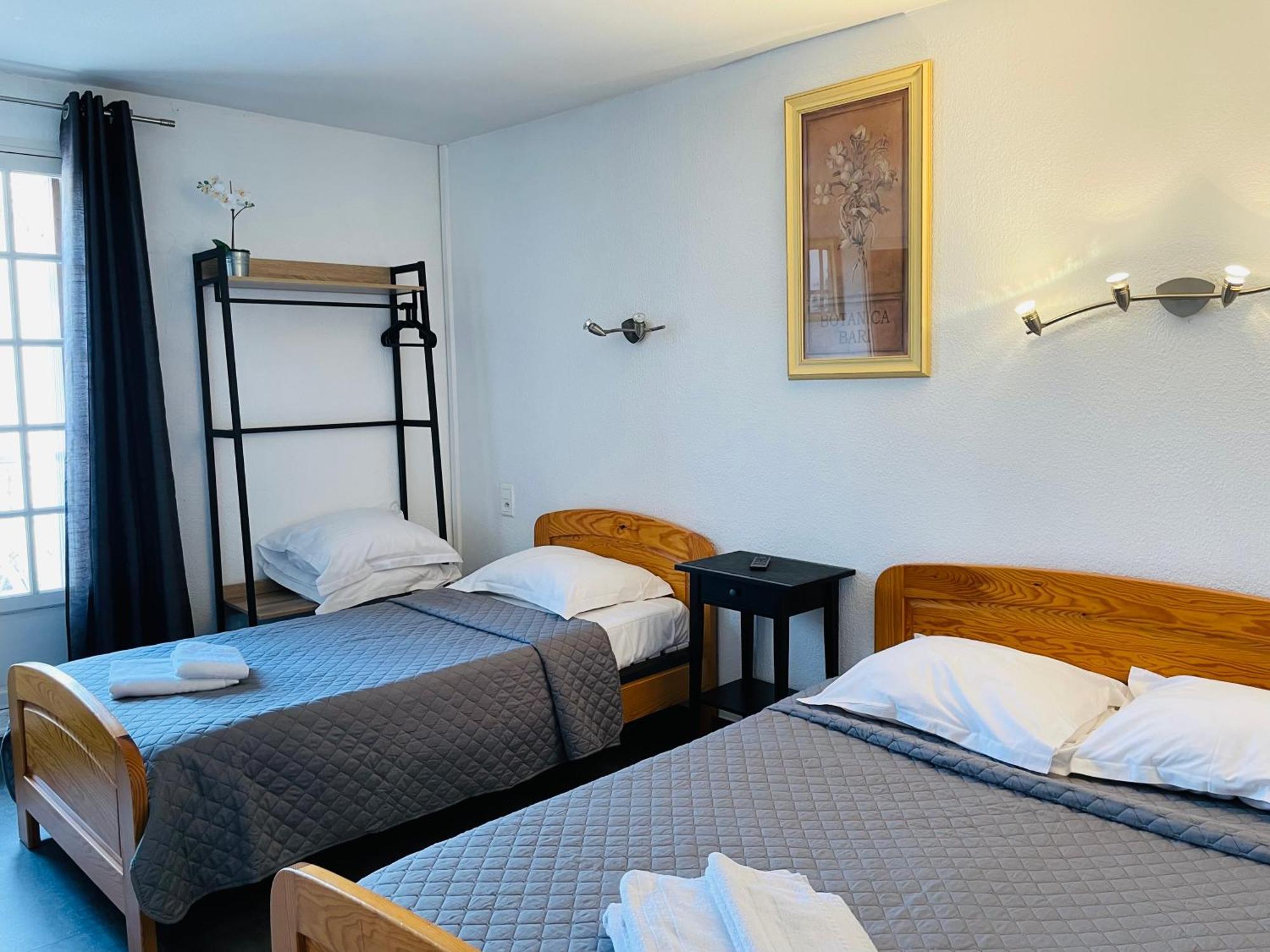 Hotel L'Escale Aigues-Mortes Zewnętrze zdjęcie