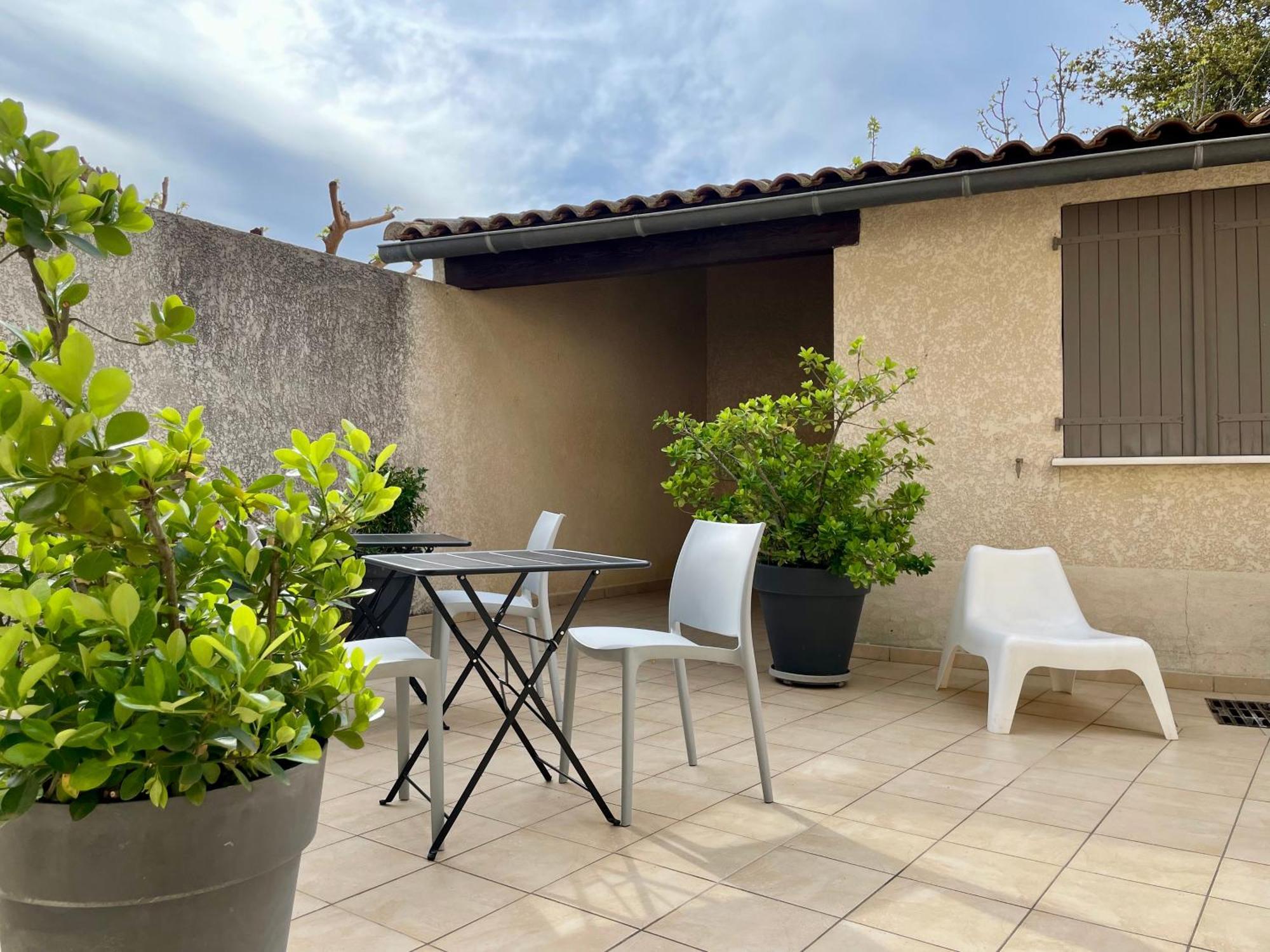 Hotel L'Escale Aigues-Mortes Zewnętrze zdjęcie