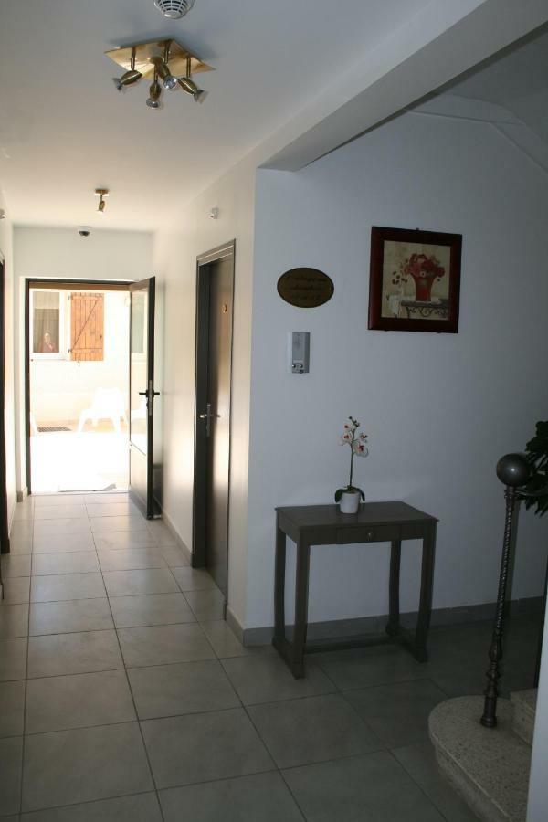 Hotel L'Escale Aigues-Mortes Zewnętrze zdjęcie